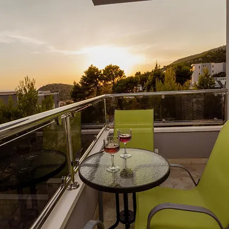 Em Apartment Makarska