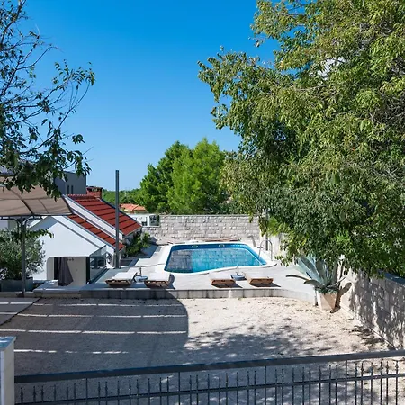 Em Appartement Makarska