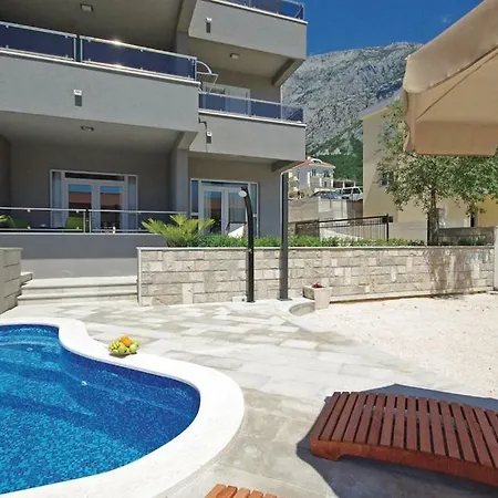 Em Appartement Makarska