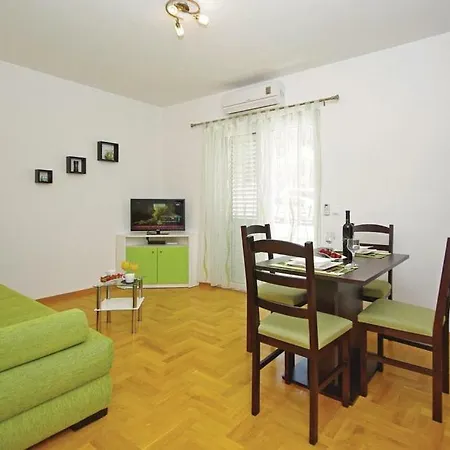 Em Apartmán *