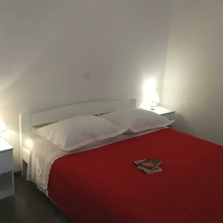 Em Apartment Makarska