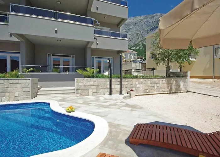 Em Lejlighed Makarska